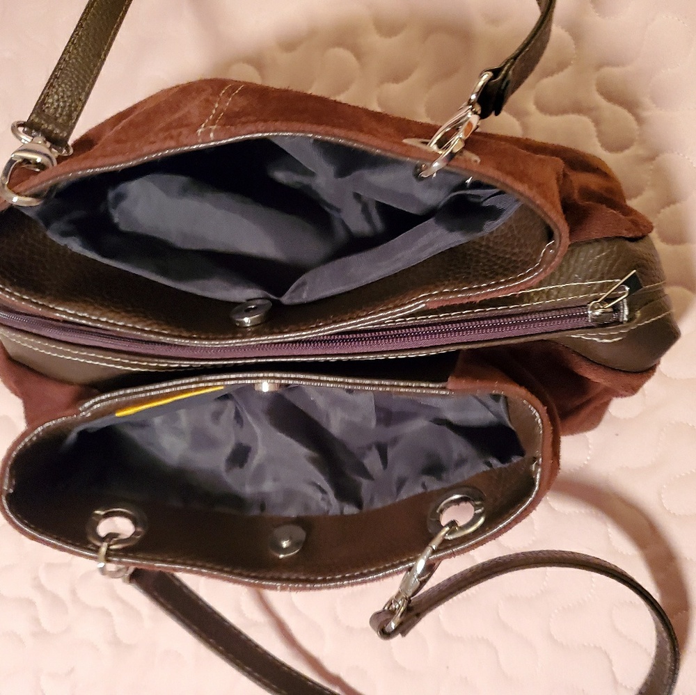 Purse - Picture 2 of 4